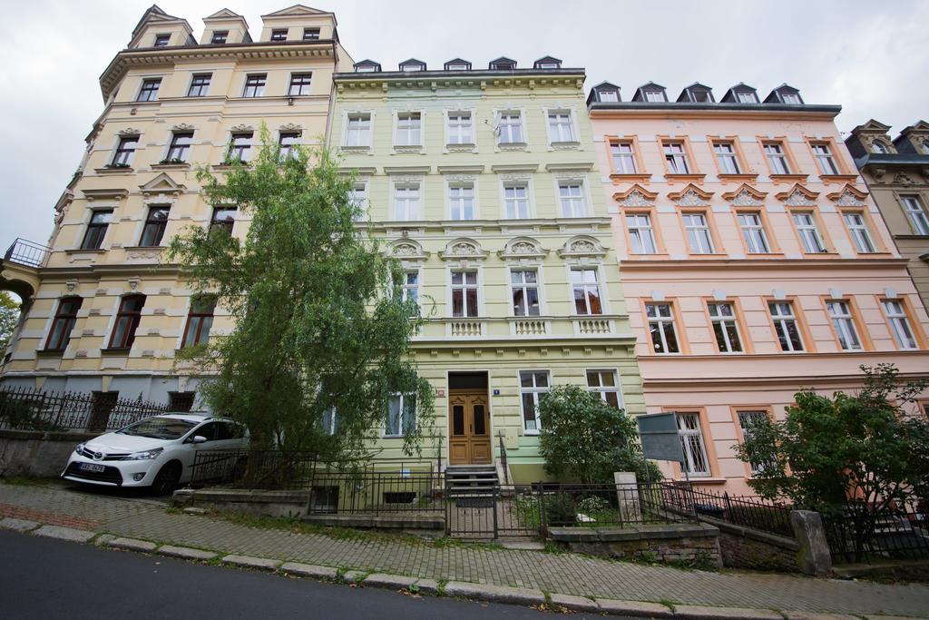 Apartment Aqua Vita Karlovy Vary Bagian luar foto