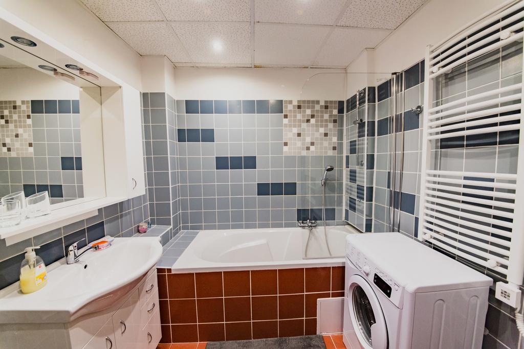 Apartment Aqua Vita Karlovy Vary Bagian luar foto