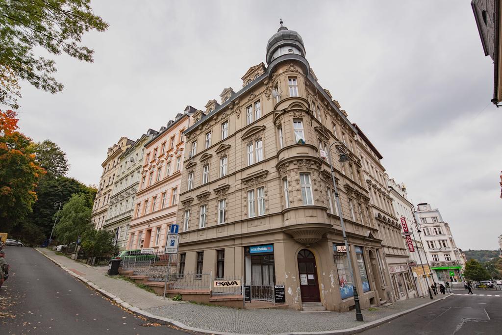 Apartment Aqua Vita Karlovy Vary Bagian luar foto